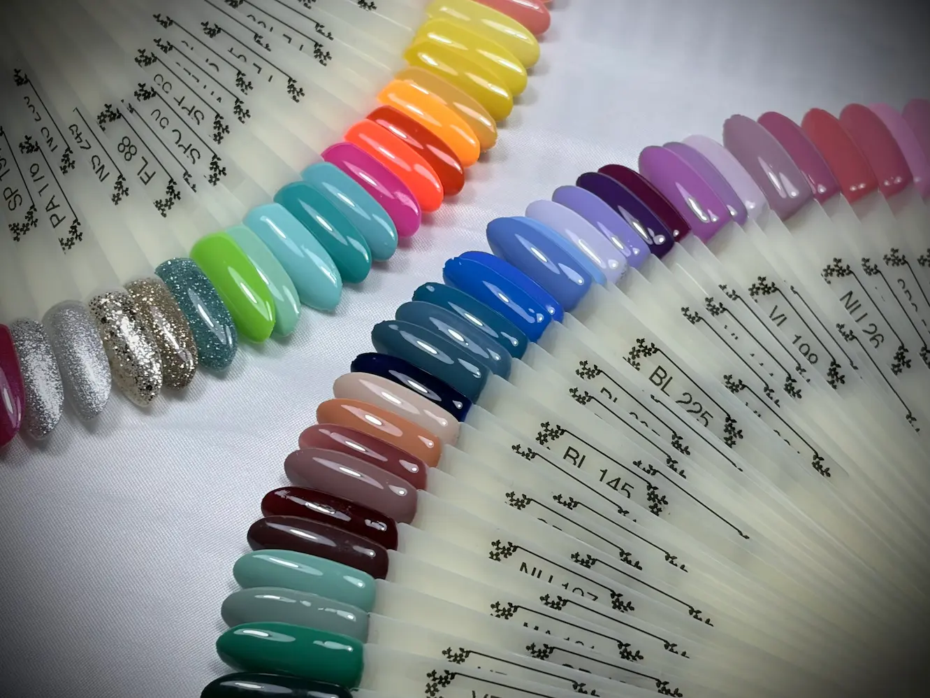 Nail Art créatif et vernis semi-permanent Loiret
